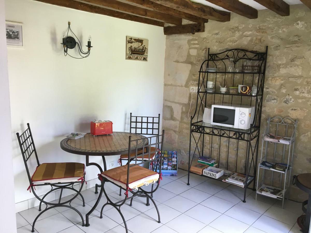 La Pomme De Nuit Bed & Breakfast Байо Екстериор снимка